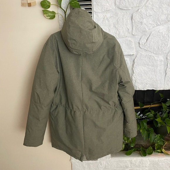 Reebok Winter Jacket - Picture 2 of 6